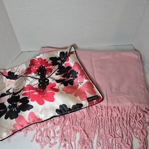 New Mary Kay Pink Woven Fringe Shawl Wrap W Storage/ Makeup‎ Bag